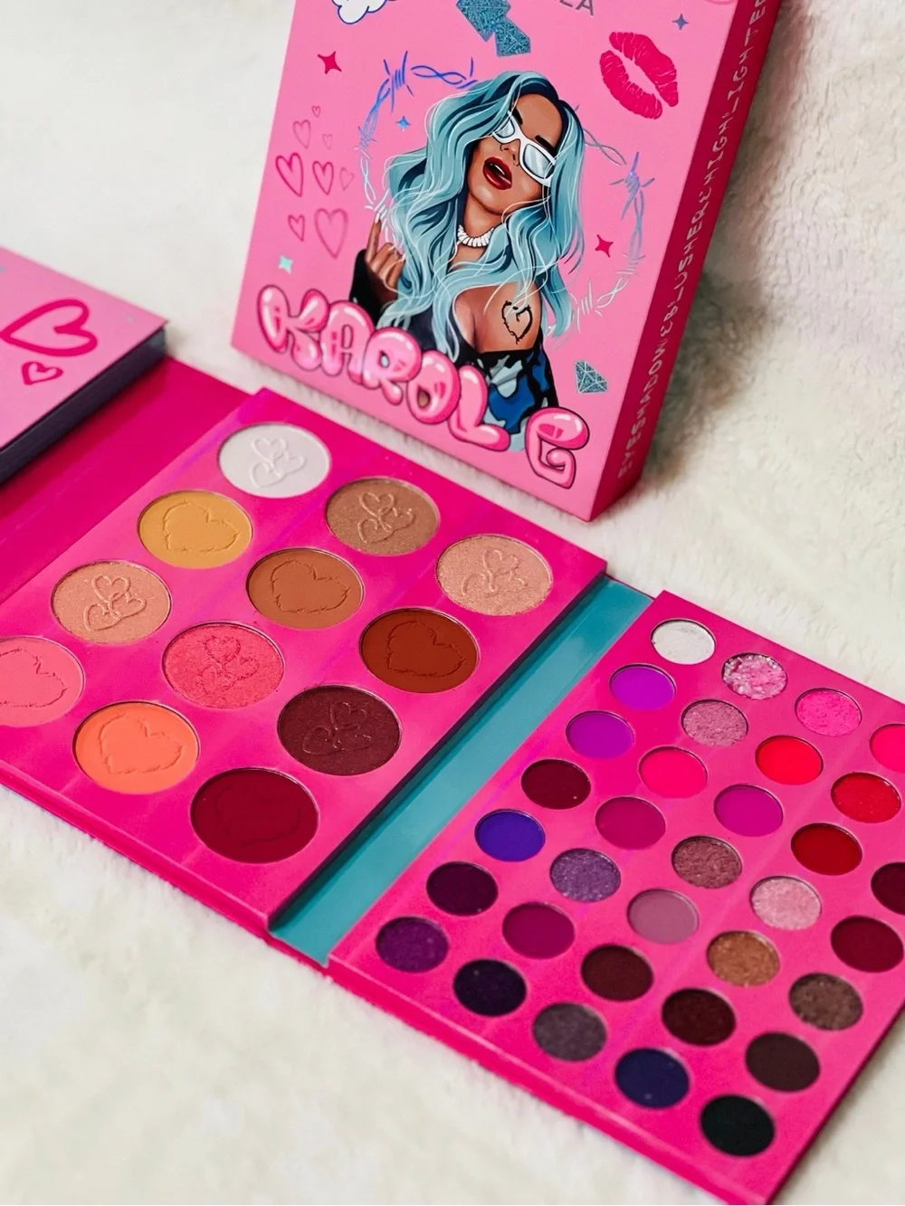 NEW KAROL G Mega Eyeshadow Palette Book with Blush and highlighter